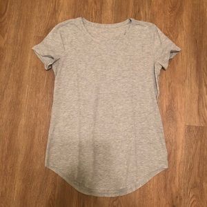 Lululemon T-shirt